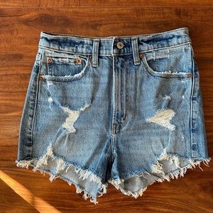 Abercrombie Mom short shorts
